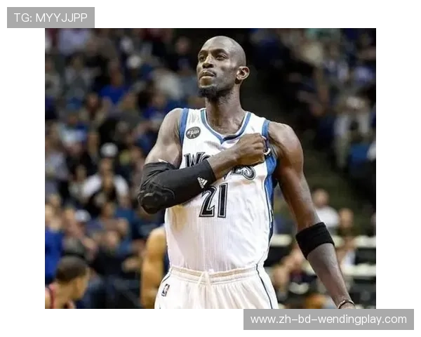 篮球比赛中“篮下协防干扰后补位能力”是否成为现代大前锋的评估核心